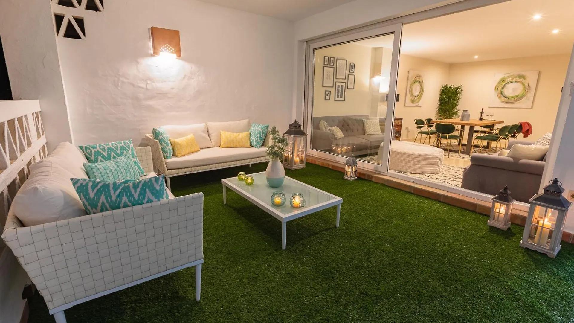 Apartmán Vacation Marbella I Las Canas Beachfront Haven, Sea View, Jacuzzi, Golden Mile, Duplex Penthouse, 24-7 Security 0*,  Španělsko